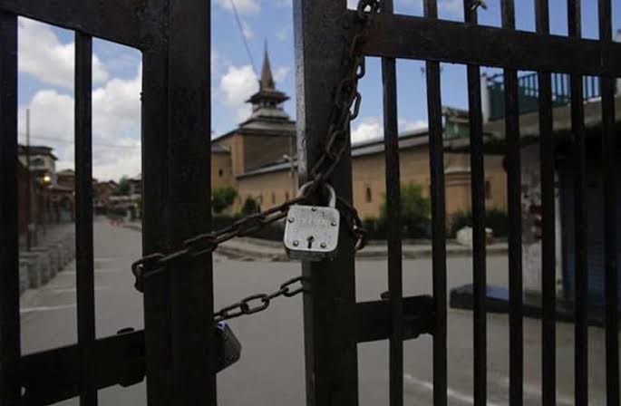 Authorities Shut Jamia Masjid for Laylatul Qadr, Community Voices Concern