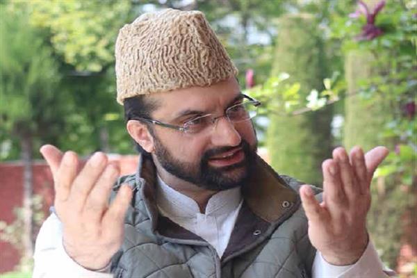 Mirwaiz Condemns Restrictions on Eid Prayers at Srinagar’s Historic Sites