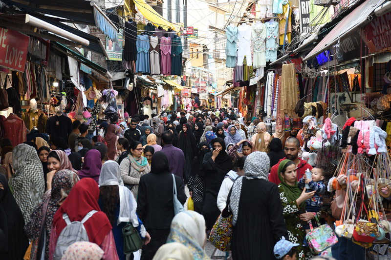 Eid Shopping in Kashmir Faces Economic Turmoil: A Deep Dive into the 2025 Festive Market Slump
