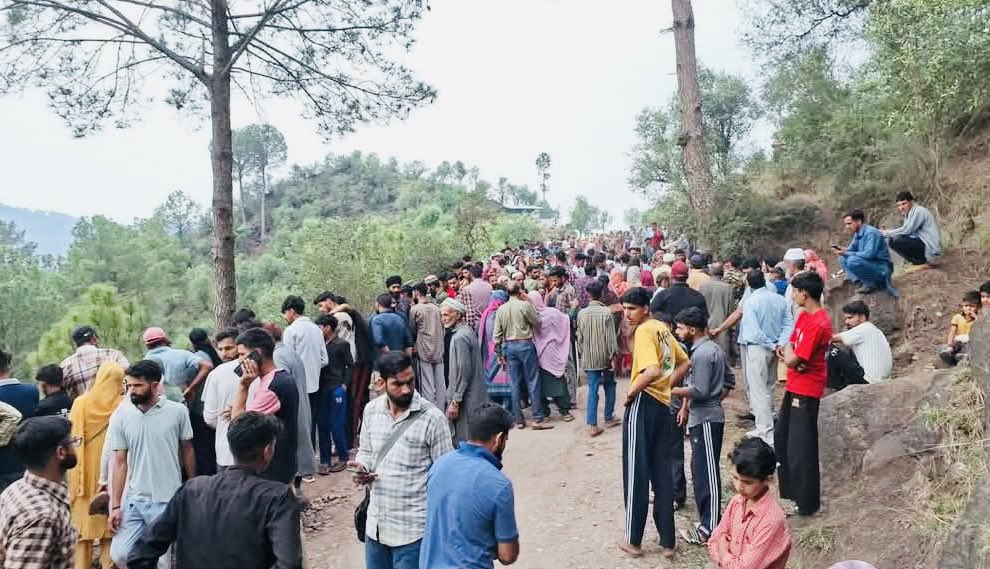 Tragic Mendhar Accident: Soldier Among 4 Dead, 43 Injured as Bus Falls Into Gorge