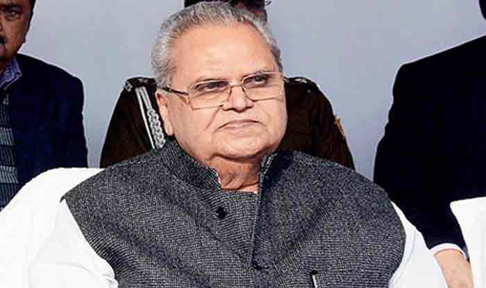Valley Politicians Slam Ex-Governor Satya Pal Malik Over Corruption Charges | Kashmir Politics