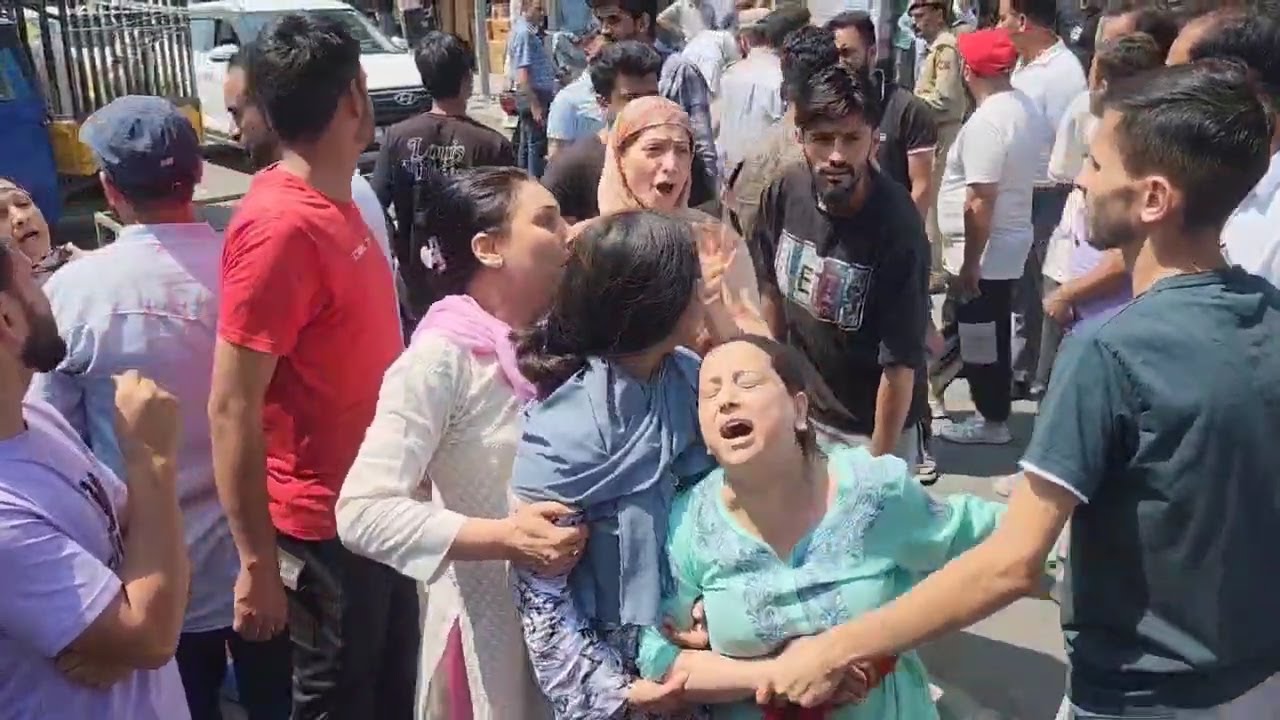Srinagar Hospital Protests: Family Alleges Medical Negligence in Patient’s Death