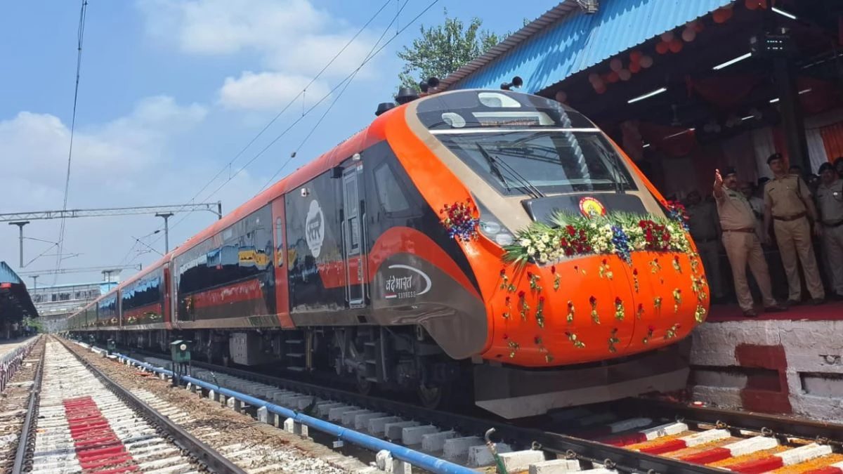 All Aboard the Valley Express! PM Modi Set to Inaugurate Historic Kashmir Rail Link on June 6