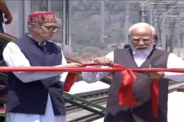 Omar Abdullah Jokes About Demotion, Revives J&K Statehood Demand on Stage with PM Modi
