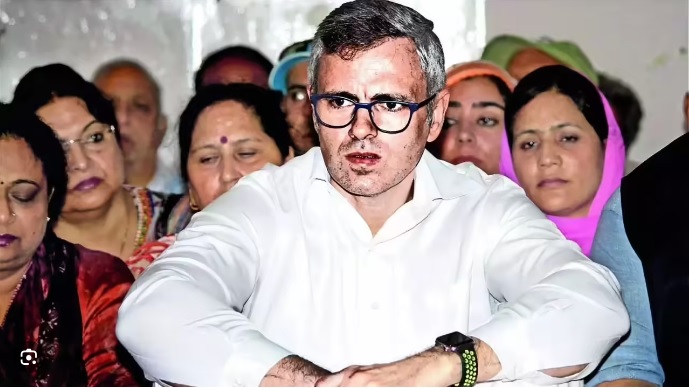 When Power Borrows the Tools of the Powerless: Omar Abdullah’s Signature Campaign on J&K Statehood Sparks Outrage