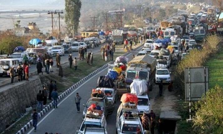 Jammu–Srinagar Highway Repair Delays Stretch Travel Time to 12+ Hours