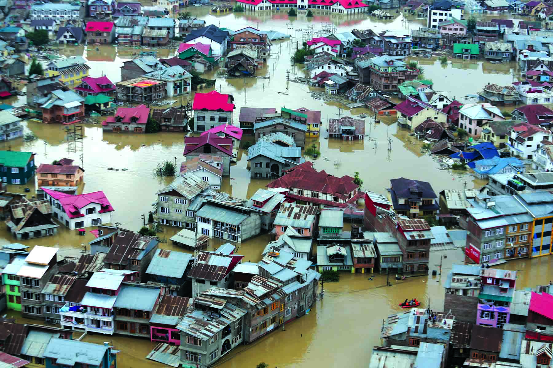 Kashmir Floods: Why the Valley Remains Vulnerable 11 Years After 2014