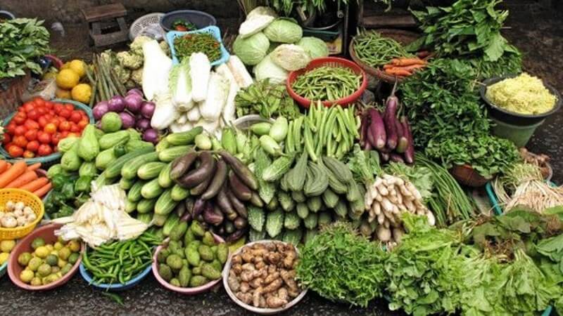 Prices Soar in Kashmir: Retail Inflation Outpaces National Average, Families Struggle to Cope