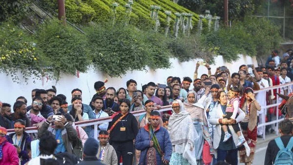 Vaishno Devi Pilgrimage Resumes After 22-Day Halt: Faith Returns to the Trikuta Hills