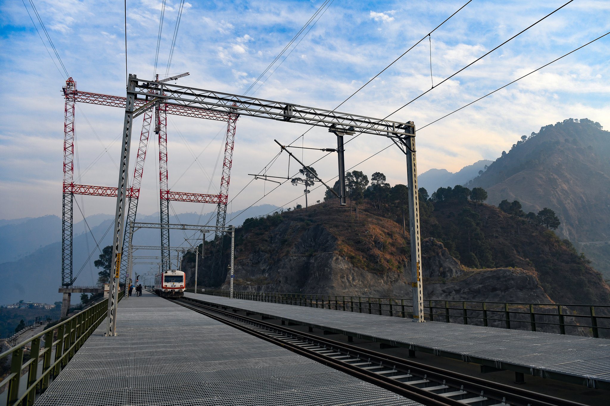 Kashmir’s Rail Renaissance: Direct Connectivity Nears Completion in 2025