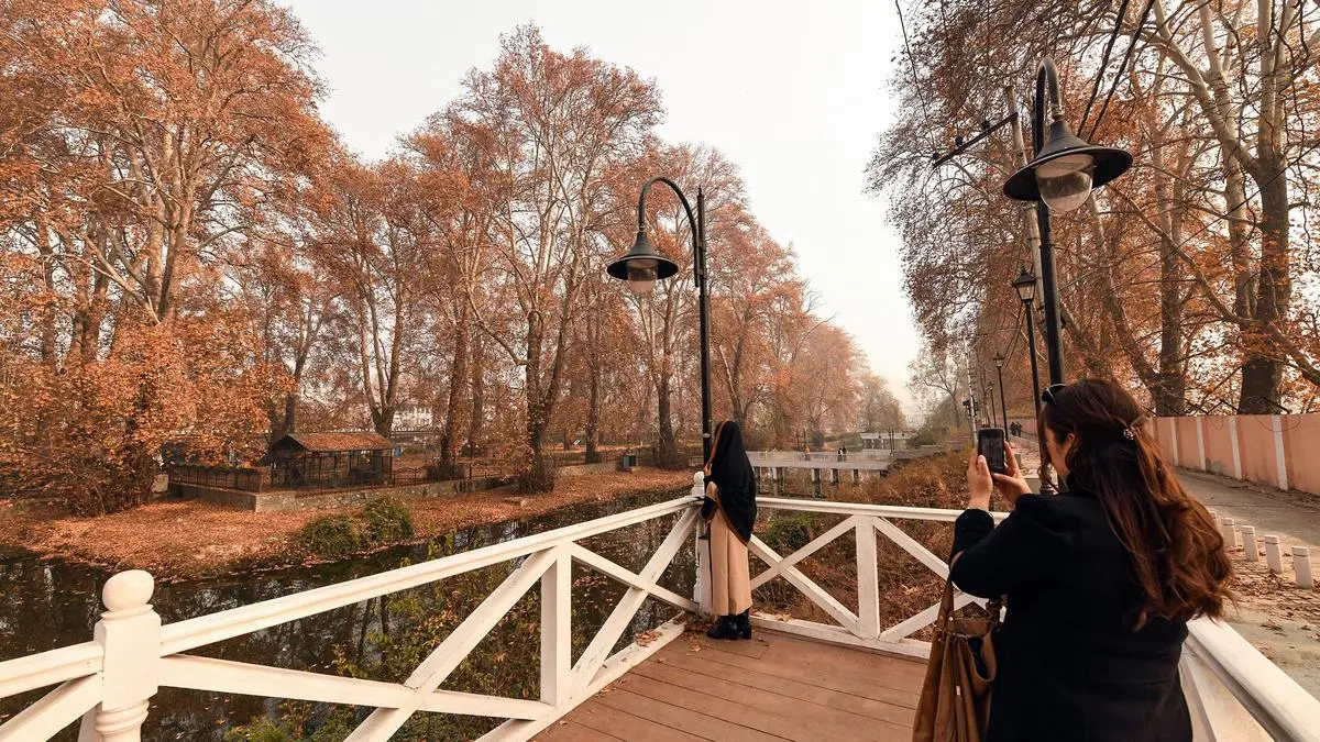 Red Fort Blast Fallout: J&K Tourism Faces Fresh Slump Amid Renewed Security Anxiety