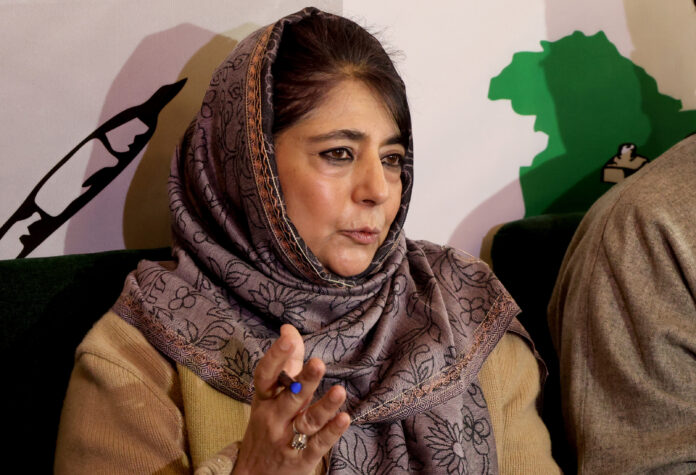 Mehbooba Mufti Urges Chief Minister to Send Ministerial Team to Other States for Safety of Kashmiris Working Outside J&K