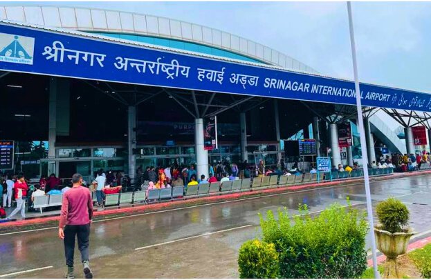 Kashmir Aviation in 2025: Resilience and Turbulence as Srinagar Airport Handles 35.26 Lakh Passengers | Aviation Sector Report