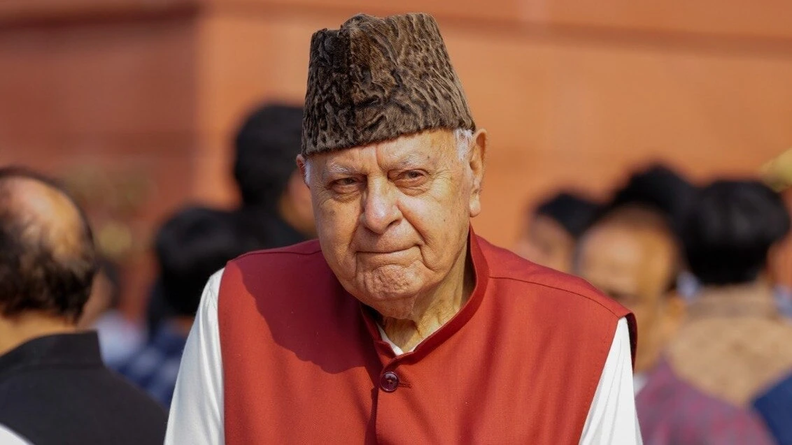 Farooq Abdullah Draws Firm Lines at National Conference Convention: Kashmir Unity, India-Pakistan Talks & Clash with Mehbooba Mufti