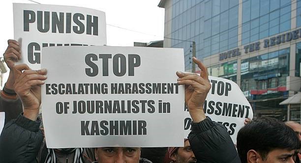 Press Under Pressure: Political Uproar Over Police Summoning of Journalists in Kashmir