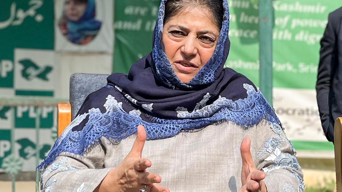 ‘Jammu May Oppose, Kashmir Wants It’: Mehbooba Mufti Pushes Liquor Ban in Valley, Sparks Regional Debate