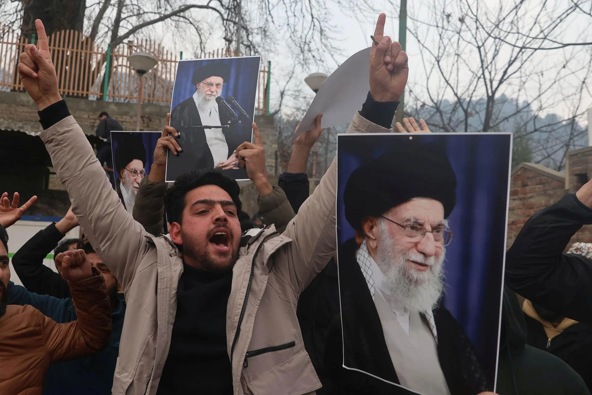 Kashmir Protests After Reports of Khamenei’s Death: Streets Stir, Internet Curbs Return, Shutdown Call Issued