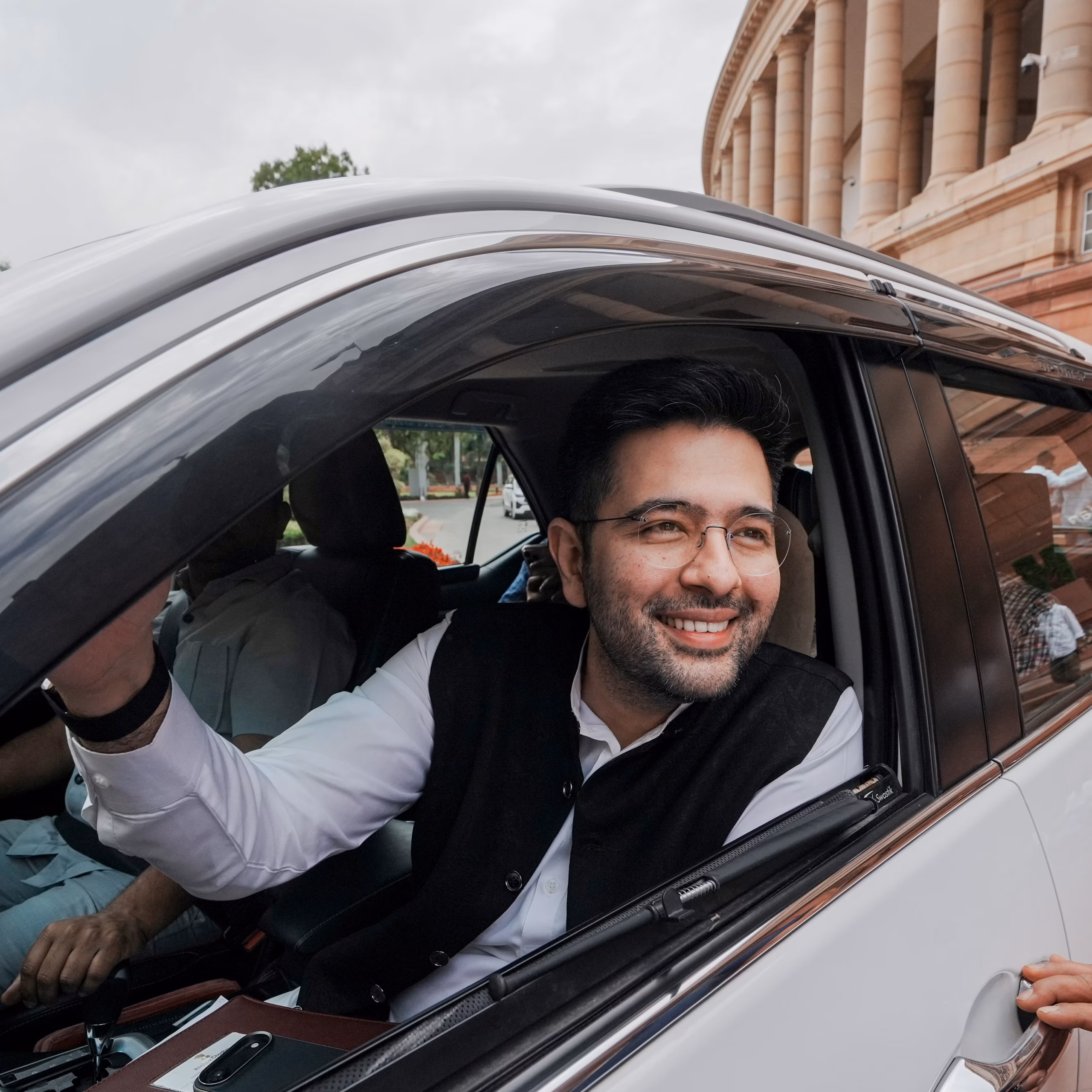 AAP Rajya Sabha Split 2026: Raghav Chadha Leads 7 MPs’ Exit to Bharatiya Janata Party — Major Blow to Arvind Kejriwal