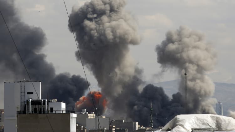 US–Iran War Week 5 | Israel Strikes Industry, Iran Retaliates, Regional ...