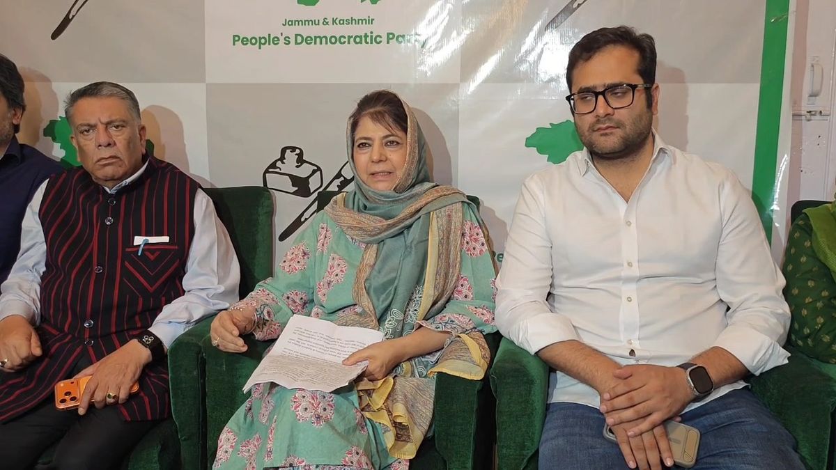 Mehbooba Mufti’s Call for Political Unity: Can Jammu & Kashmir Replicate Ladakh’s Success With the Centre?