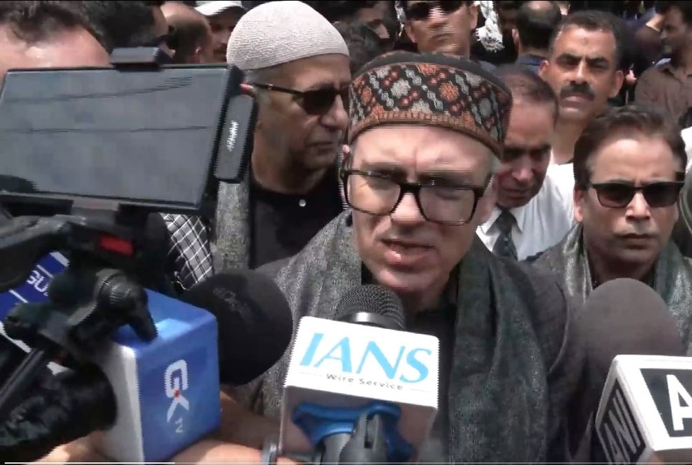 Omar Abdullah Hits Back at PDP Over ‘Backdoor Appointments’, Says ‘Ulta Chor Kotwal Ko Daante’ Amid J&K Recruitment Row