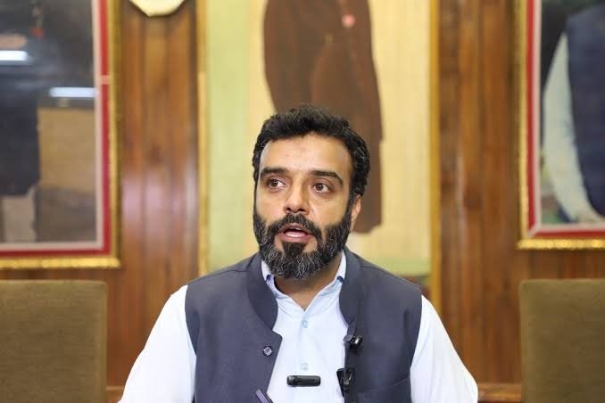 Aga Ruhullah Intensifies Attack on Omar Abdullah Ahead of NC’s Delhi Protest, Exposes Growing Rift Over Statehood Strategy