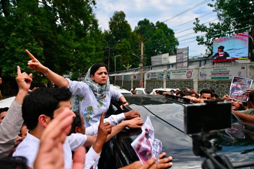 Omar Abdullah Calls Mehbooba-Iltija FIR a ‘Fixed Match’, Alleges PDP Credibility Is Being Revived