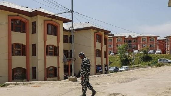 ₹1,618 Crore, 6,000 Jobs, 6,000 Flats — Yet Only 3 Families Returned Under Kashmir Rehab Package