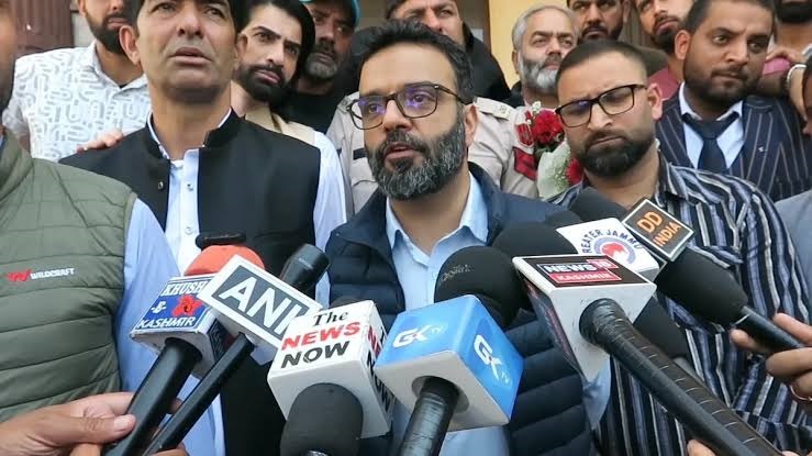 Aga Syed Ruhullah Mehdi NC Exit: Article 370 Rift Puts Kashmir Politics at a Crossroads