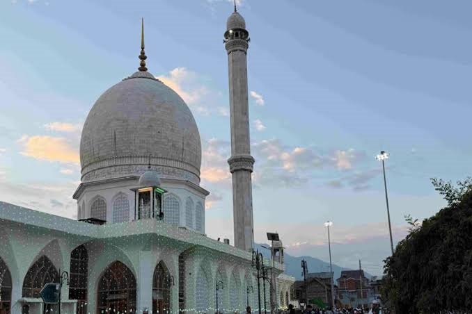 J&K Waqf Board Friday Sermon Row: Why a Proposal for Common Khutbah Themes Has Triggered Political Storm
