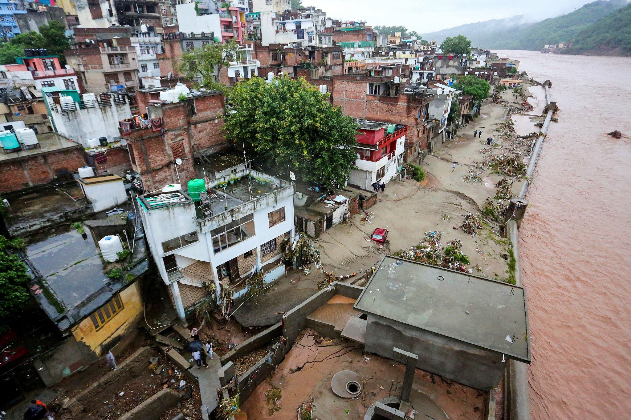 Jammu Records 185.6 mm Rainfall in Three Hours; Flash Floods and Landslides Disrupt Life