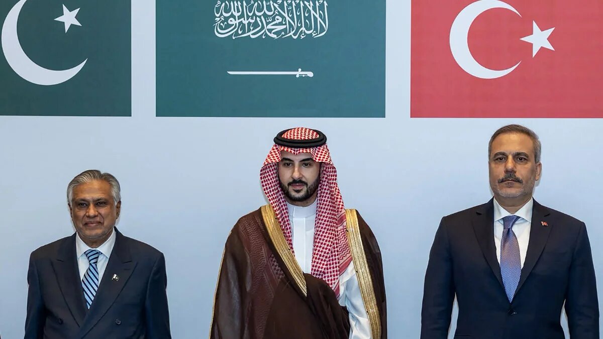 Pakistan-Türkiye Forces for Saudi Arabia? Makkah Pact Activated as Yemen War Reaches Bab el-Mandeb
